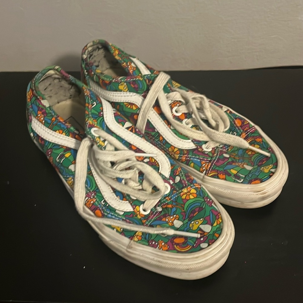 Women’s Mushroom Vans